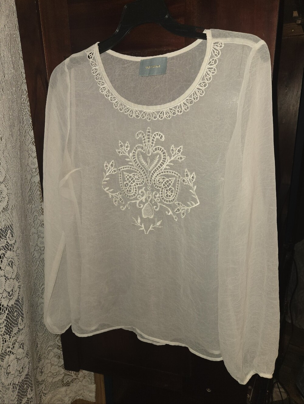 NWOT Skies Are Blue Medium Blouse